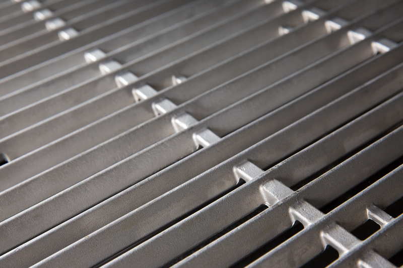 Broil King Cast Stainless Steel Cooking Grid for Imperial / Regal Grills - 11249