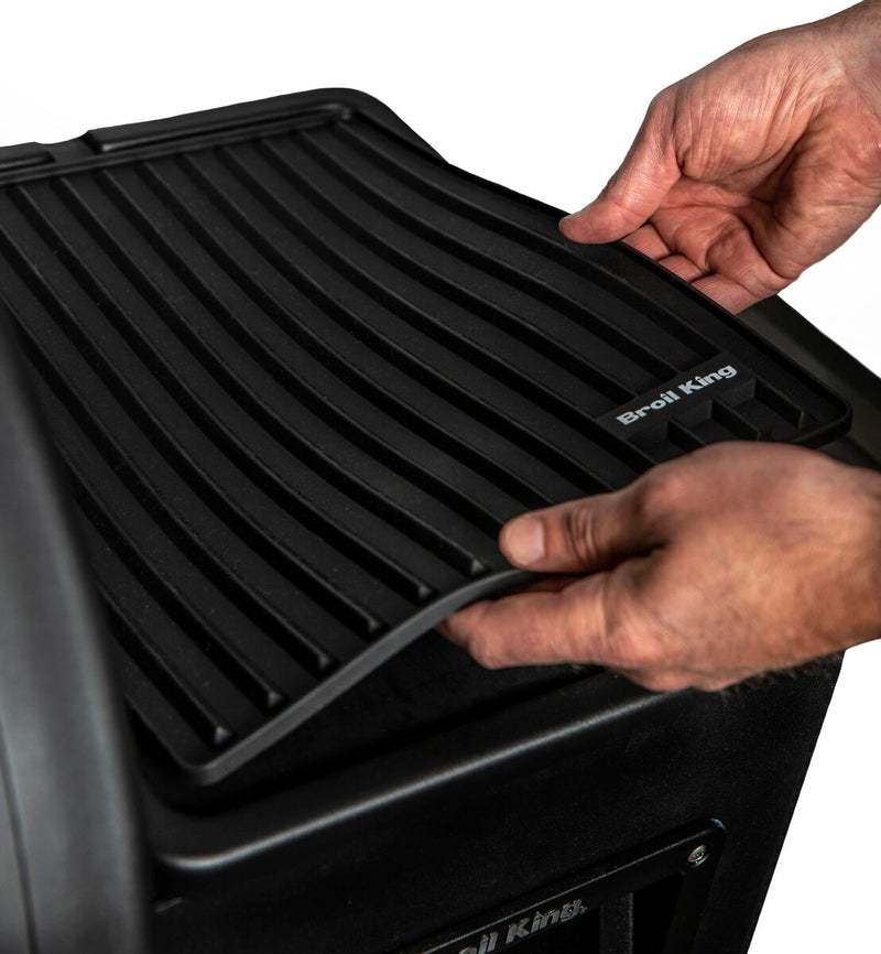 Broil King Regal Magnetic Silicone Side Shelf Grill Mat - 60007