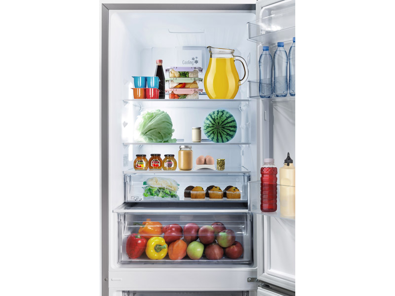 24" Blomberg 11.43 cu. ft. Capacity Bottom Freezer Refrigerator in White - BRFB1045WH