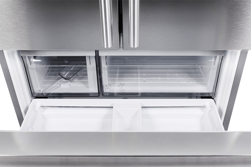 36" Blomberg Counter-Depth French Door Refrigerator Interior Water ENERGY STAR - BRFD2230XSS2