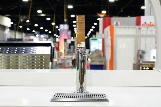 24" Hestan GFDS Series 5.2 cu. ft. Outdoor Single Faucet Beer Dispenser  - GFDSR241-GG