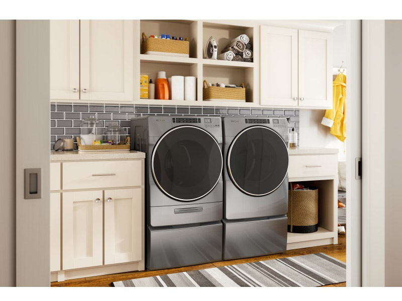 27" Whirlpool 5.8 cu.ft. Front Load Washer and 7.4 cu.ft Front Load Electric Dryer - WFW8620HC-YWED8620HC