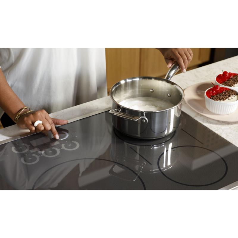 36" Café Built-In Touch Control Induction Cooktop in Black - CHP90361TBB