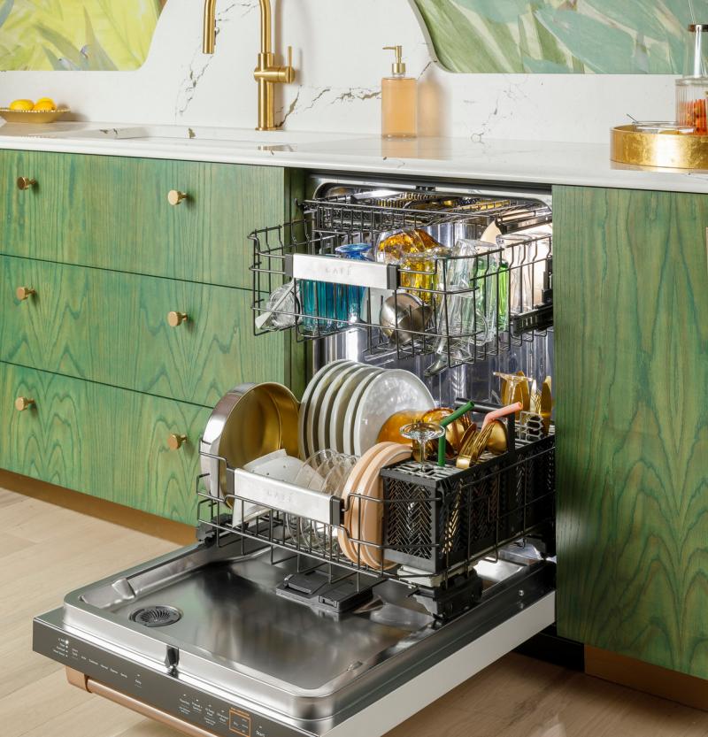 24" Café CustomFit Energy Star Stainless Interior Smart Dishwasher - CDT888P3VD1