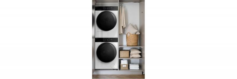 24" Electrolux 3.1 Cu. Ft. I.E.C Compact Front Load Washer - ELFW4333AW