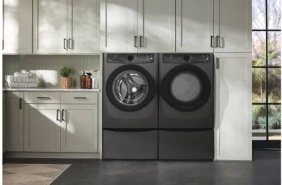 27" Electrolux 8.0 Cu. Ft. Front Load Perfect Steam Gas Dryer - ELFG7437AT