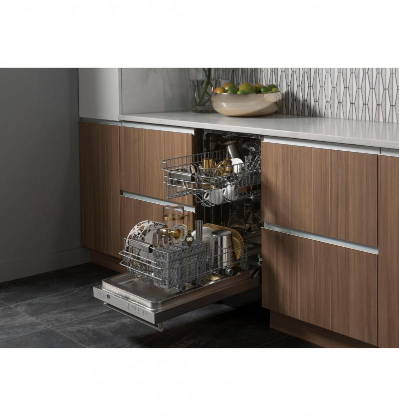 18" Panel-Ready Dishwasher - UDT165SIVII