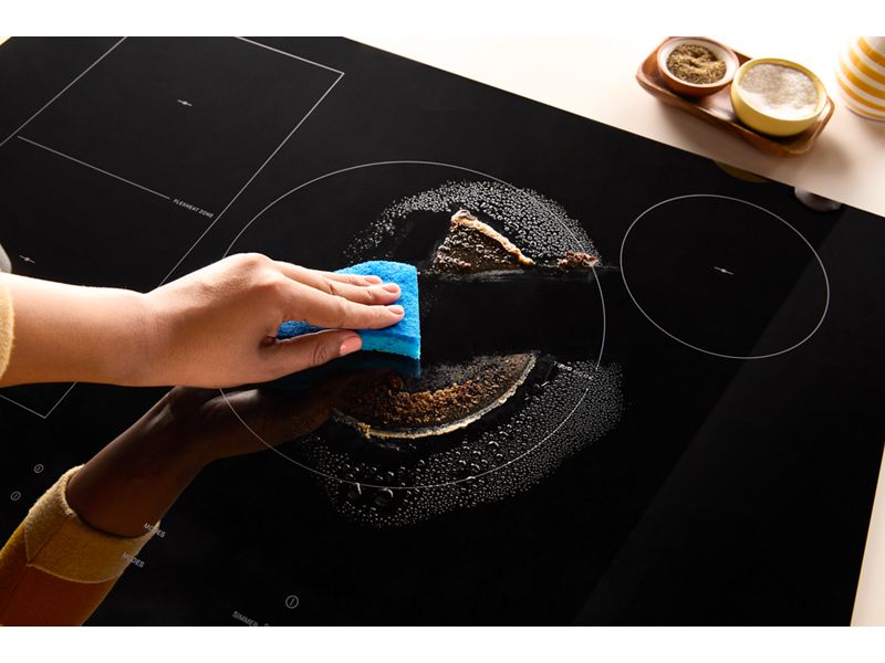 30" Whirlpool Intelligent Induction Cooktop with Temp Cook Technology - WCIT7030SB